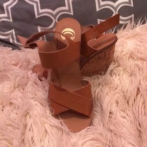 Charming Charlie Brown Wedges